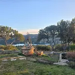 Les Oliviers Du Βίλα