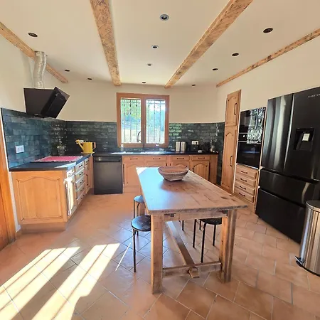 Les Oliviers Du * Esparron-de-Verdon