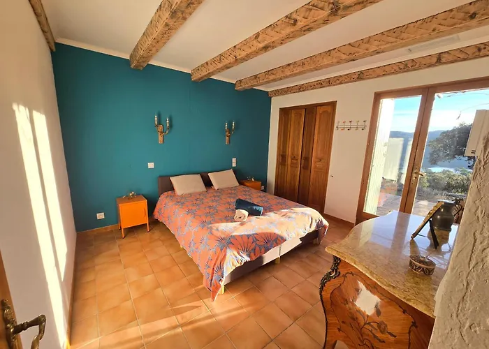 Villa Les Oliviers Du *